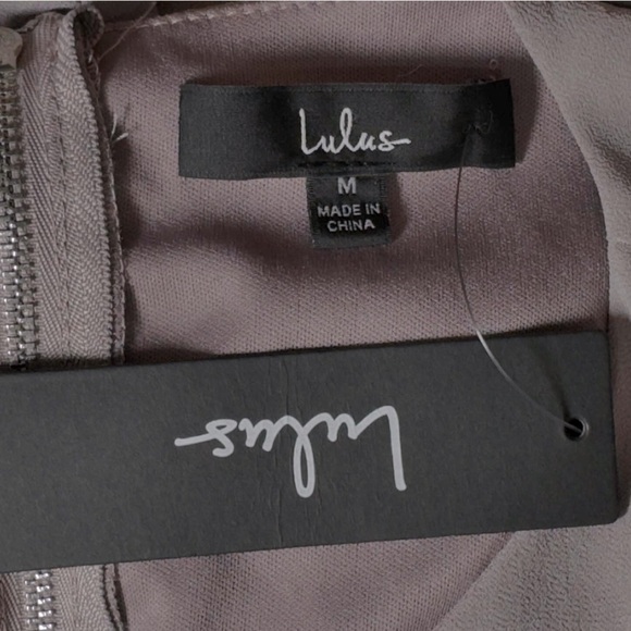 Lulus Garden Bliss Dusty Lavender Cutout Maxi Dress Sz M Chiffon NWT - Picture 8 of 12